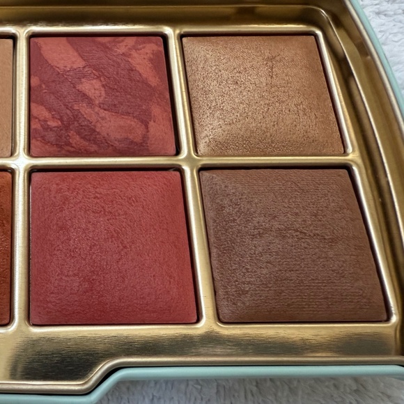 Hourglass Ambient Lighting Unlocked - Snake  Brand New in Box - Picture 5 of 11